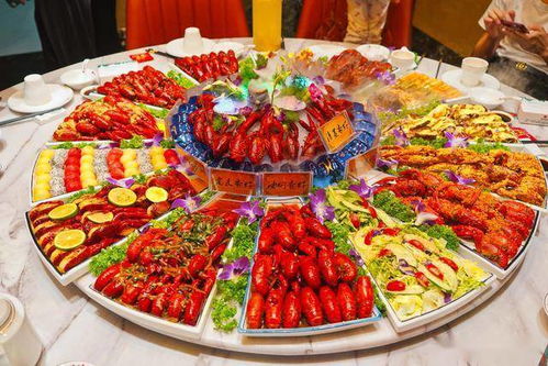 豪橫1888元吃20斤不同口味！這里的小龍蝦太太太好吃了——豪味來